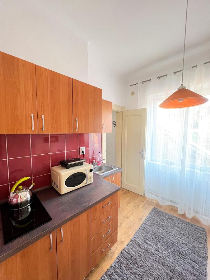 Noni'S Old Town Apartment Сибиу Экстерьер фото